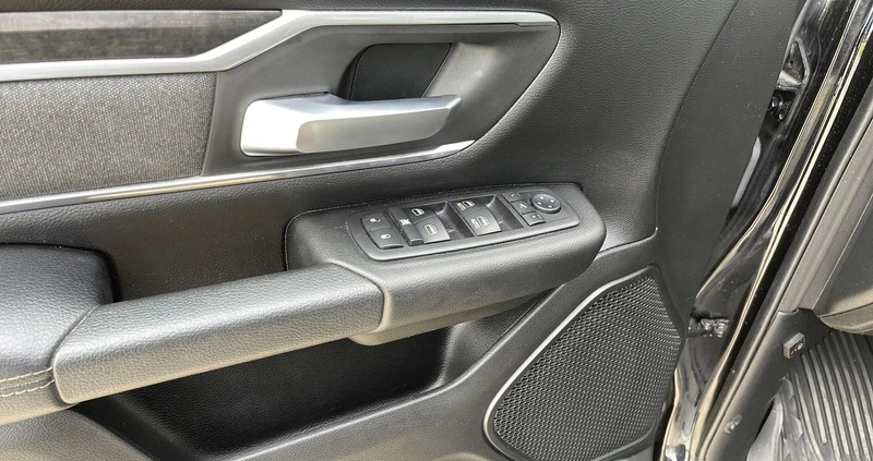 Dodge RAM cena 239900 przebieg: 43563, rok produkcji 2019 z Bełżyce małe 379